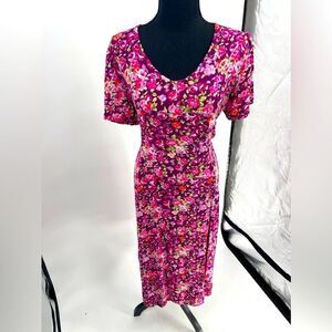 Salon, studio, pink with flowers, dress size large